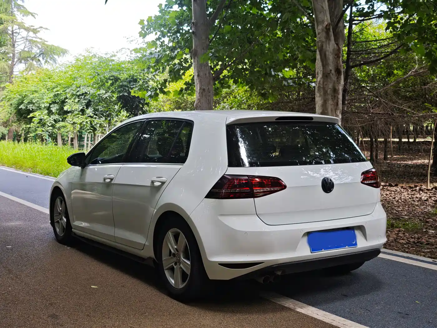 Volkswagen Golf 2016 230TSI Automatic Comfort фото 17