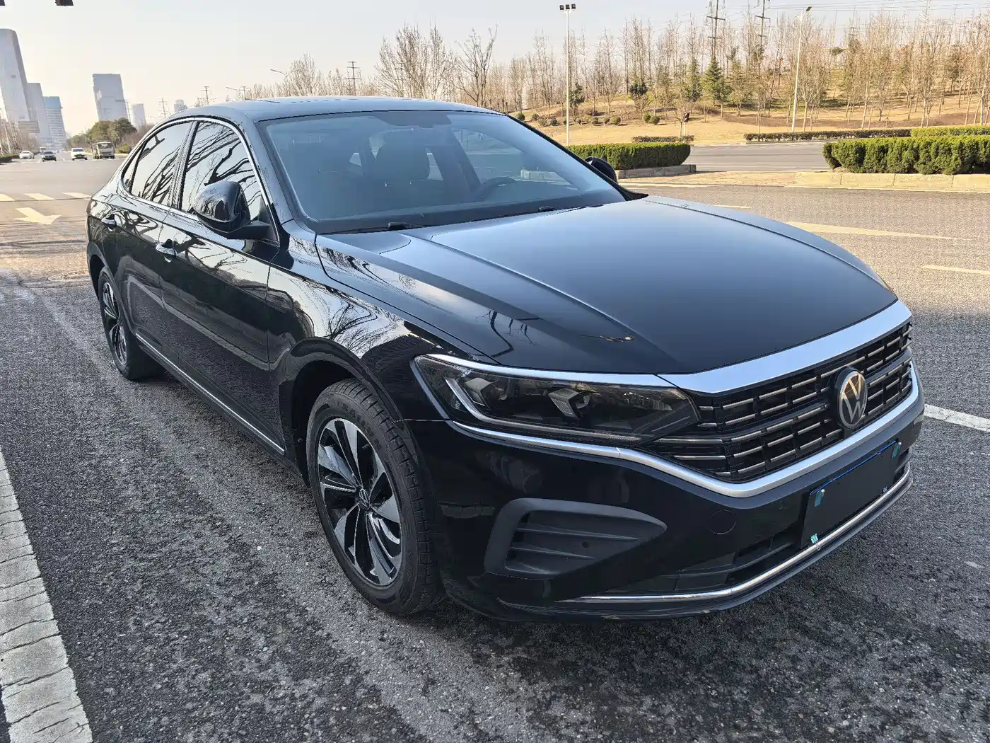Volkswagen Passat 2024 280TSI Elite Edition фото 4