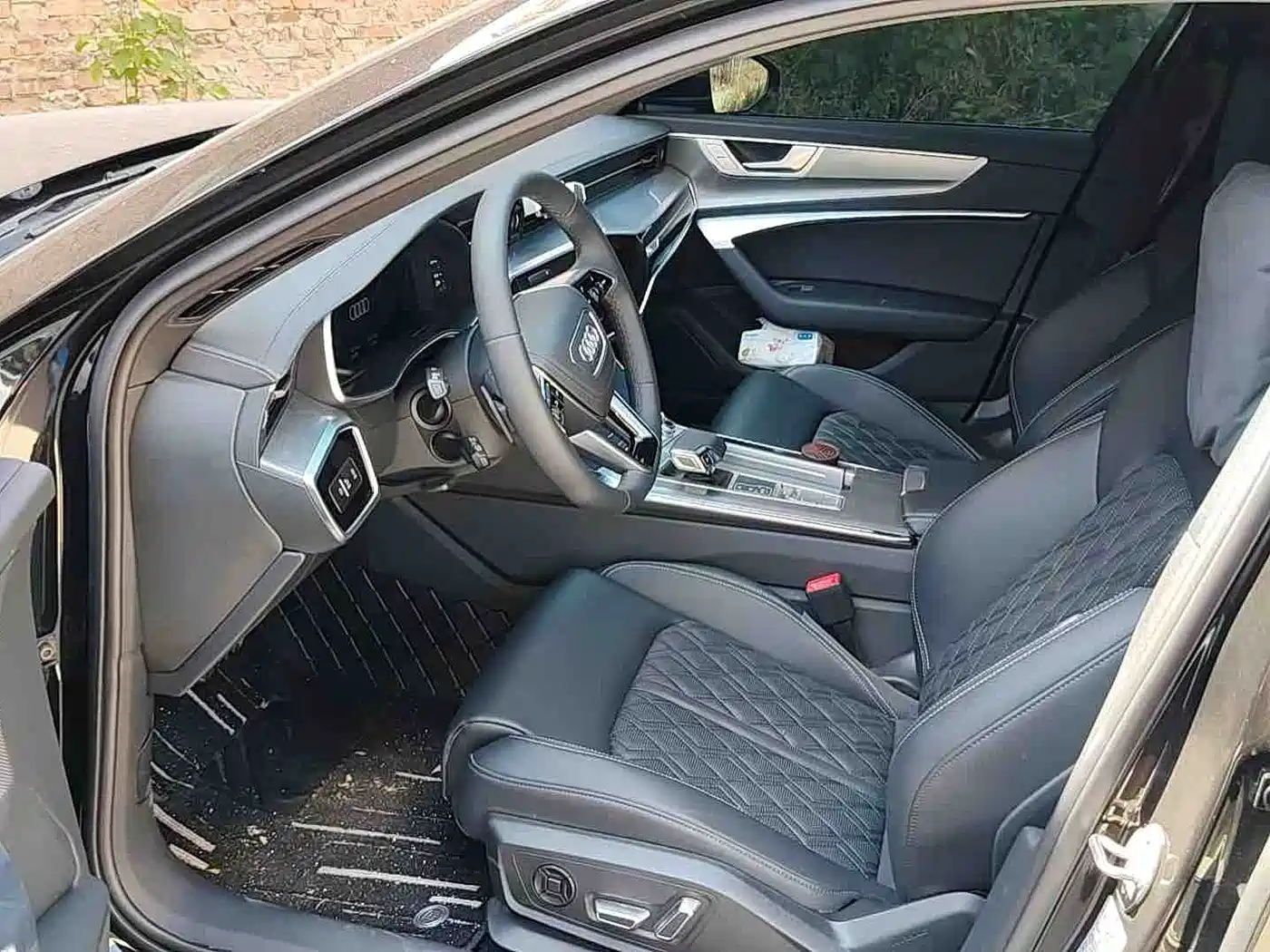Audi A6L 2026 Model Year 45 TFSI Premium Dynamic фото 9