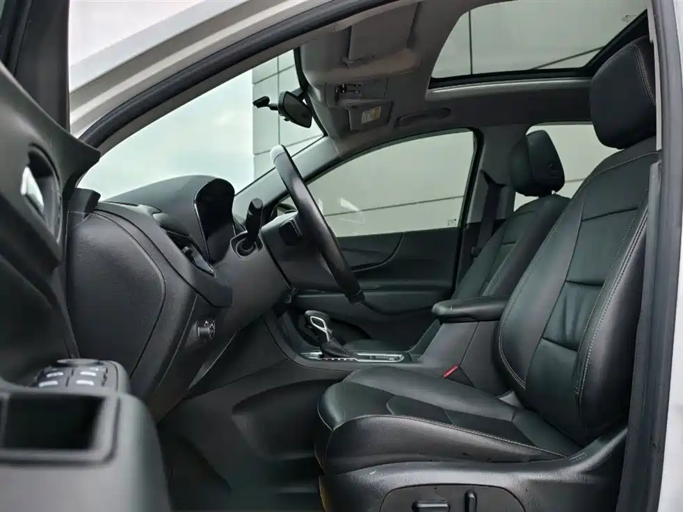 CHEVROLET EXPLORER