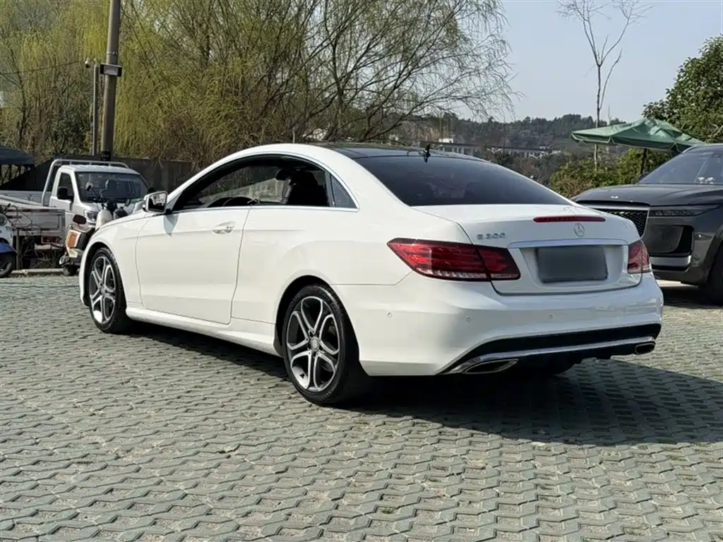 Mercedes-Benz E-Class (Import) 2014 E 200 Coupe фото 13