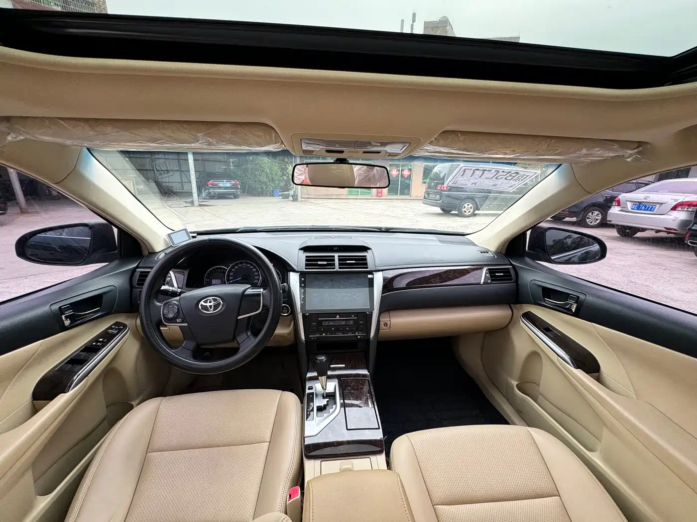 Toyota Camry 2015 2.0E Elite Edition фото 5