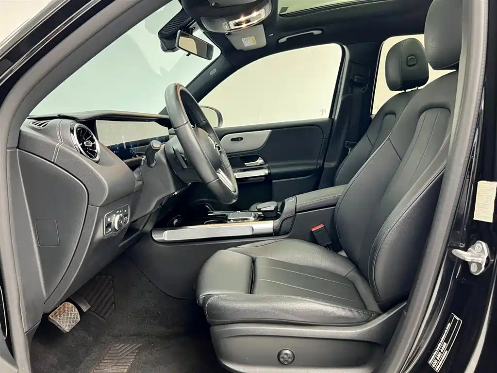 Mercedes-Benz GLB 2021 GLB 180 Dynamic фото 17