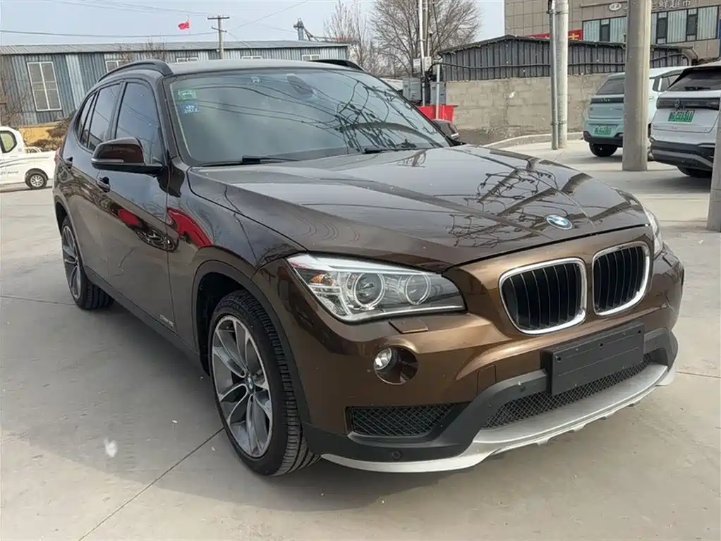 BMW X1 2015 Model sDrive18i Leading Advanced Edition фото 14
