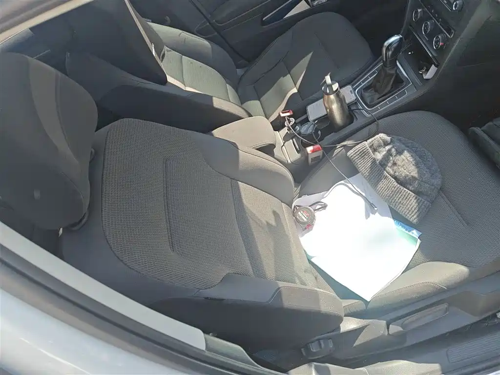 Volkswagen Golf 2016 230TSI Automatic Comfort фото 17