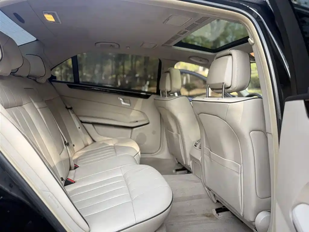 Mercedes-Benz E-Class 2015 E 260 L Sport фото 14