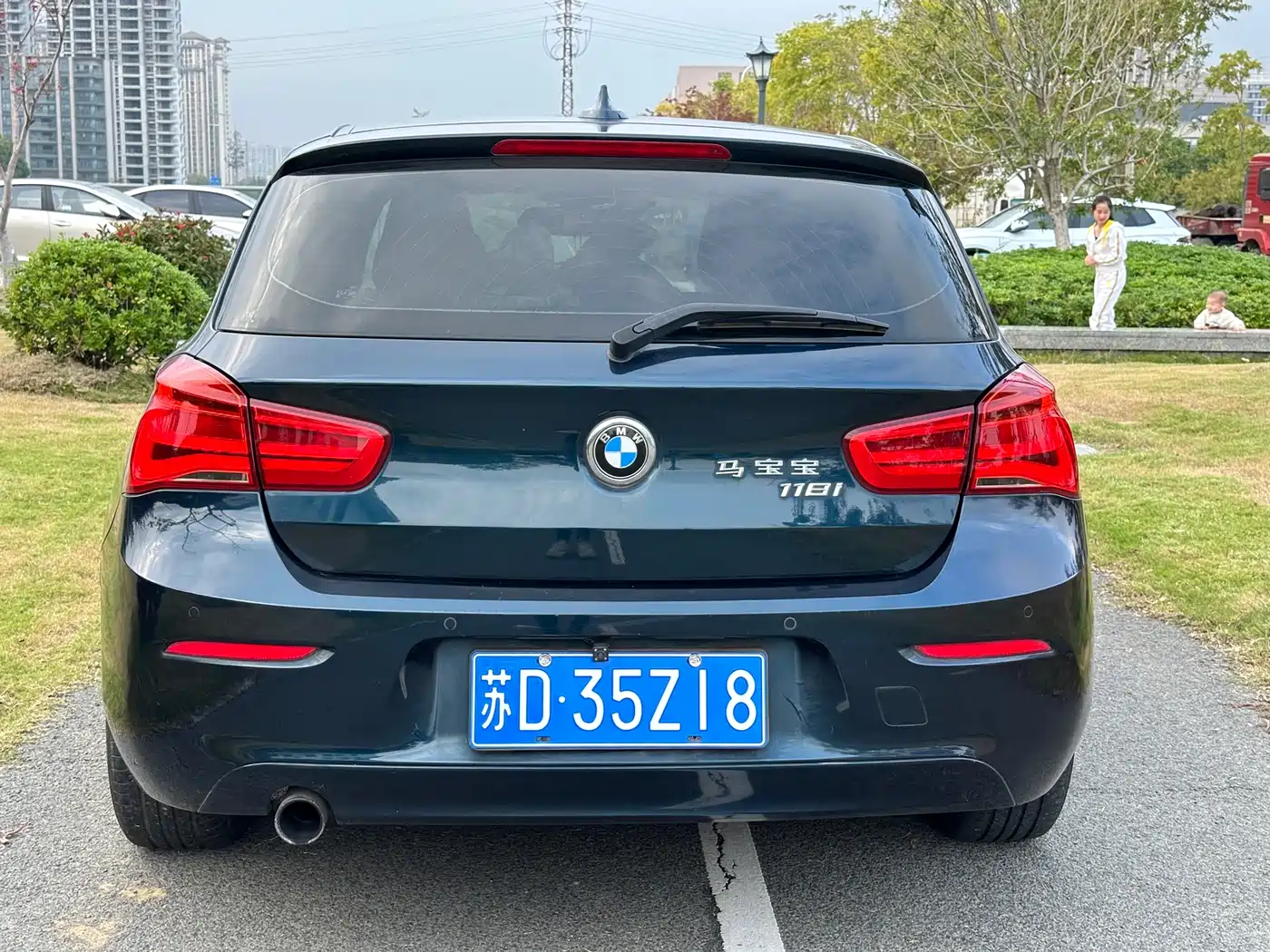 BMW 1 Series (Import) 2016 118i Leading фото 5
