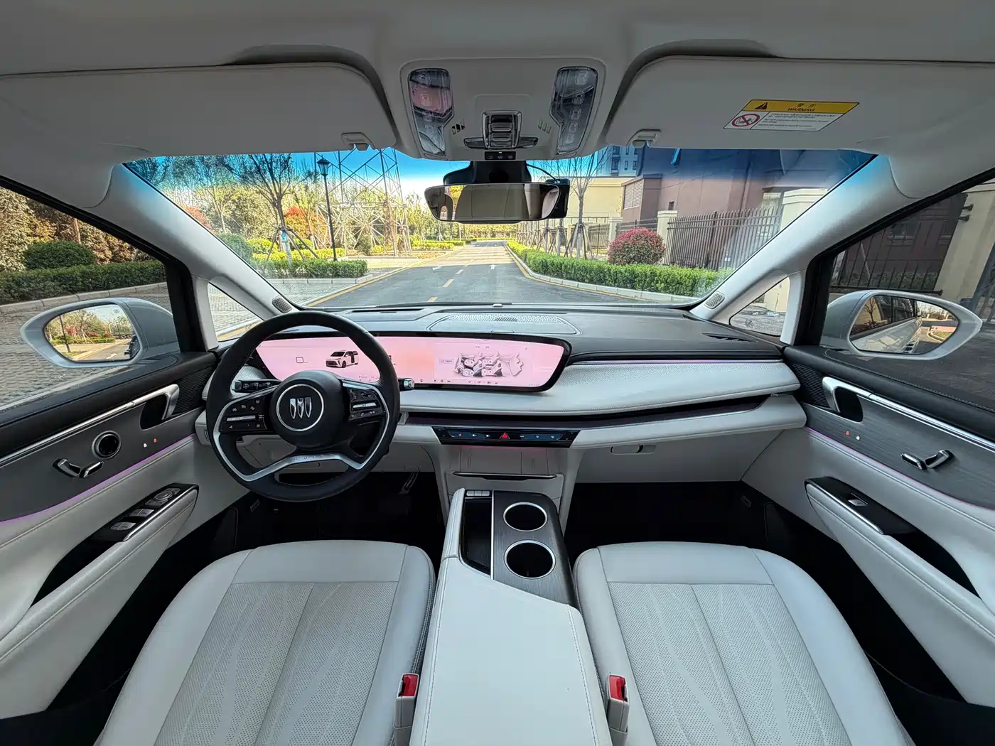 BUICK GL8 NEW ENERGY