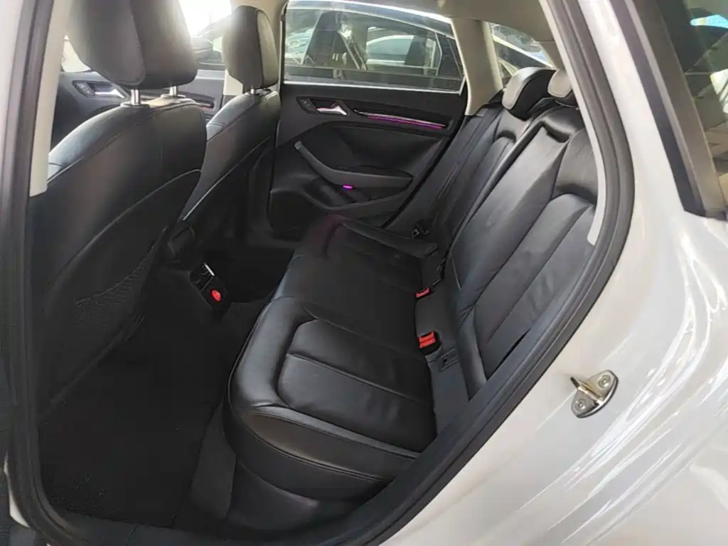 Photo 17 - Audi A3
