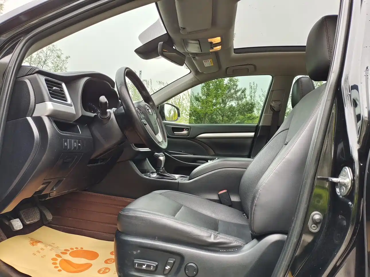 Toyota Highlander 2018 2.0T 4WD Luxury 7-seater China VI фото 7