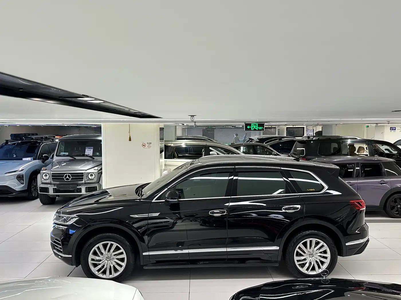 Volkswagen Touareg 2019 2.0TSI Sharp Wing Edition China VI фото 4