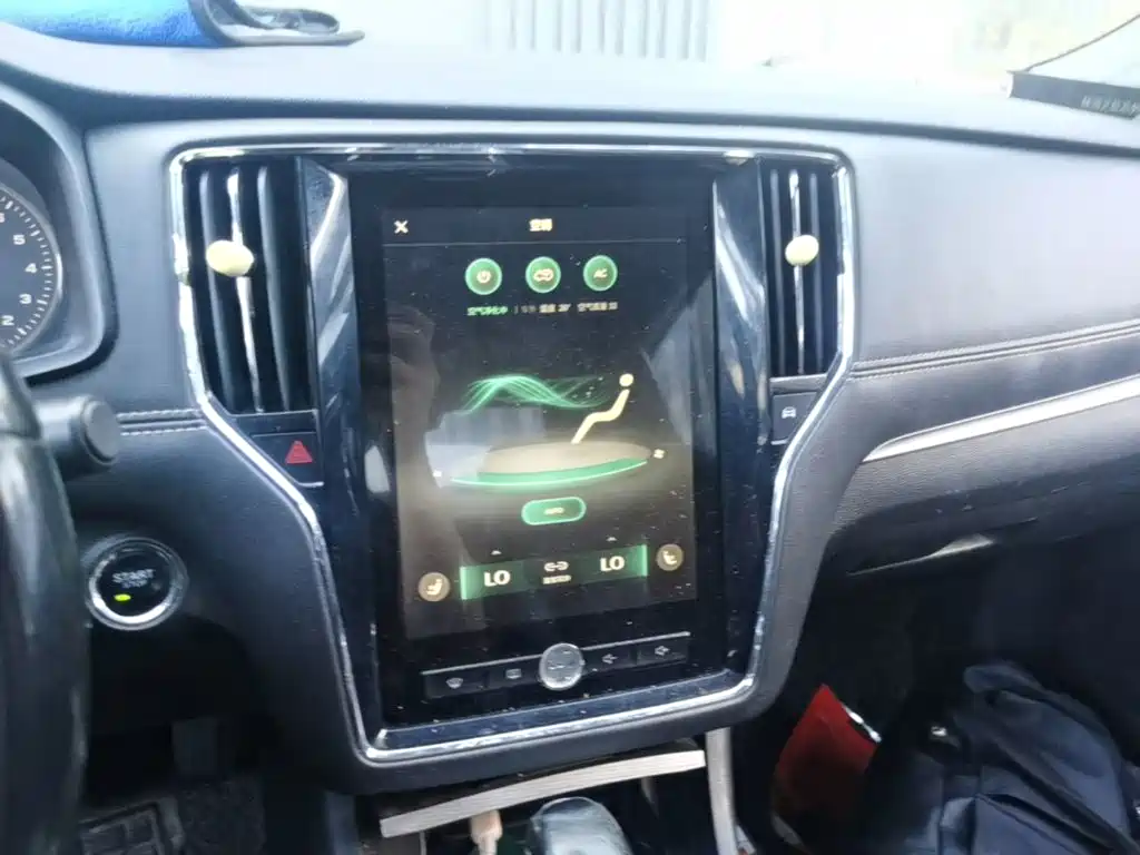 Roewe i6 2017 2017 20T Auto Internet Smart Premium Edition