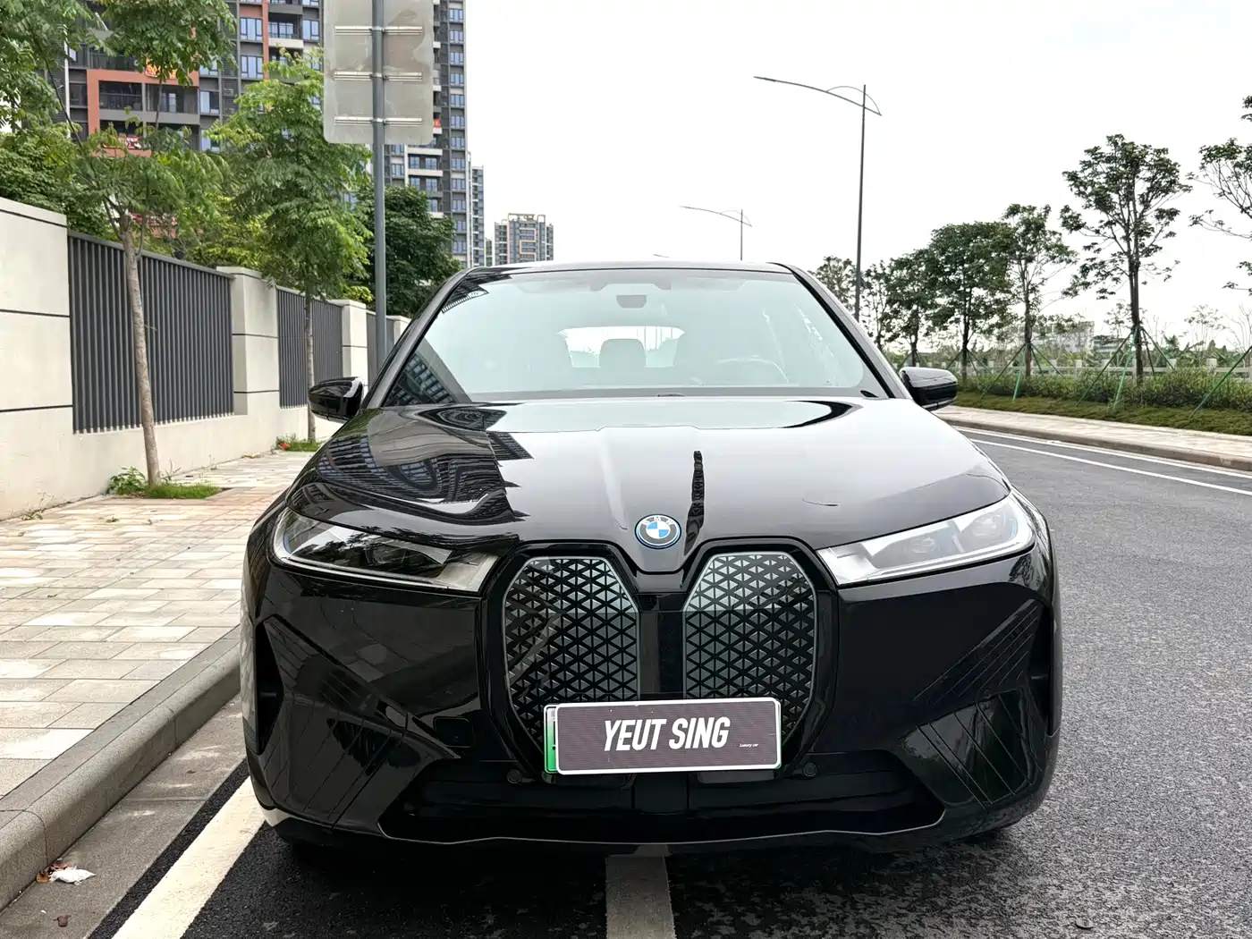 BMW iX 2022 xDrive40 фото 13