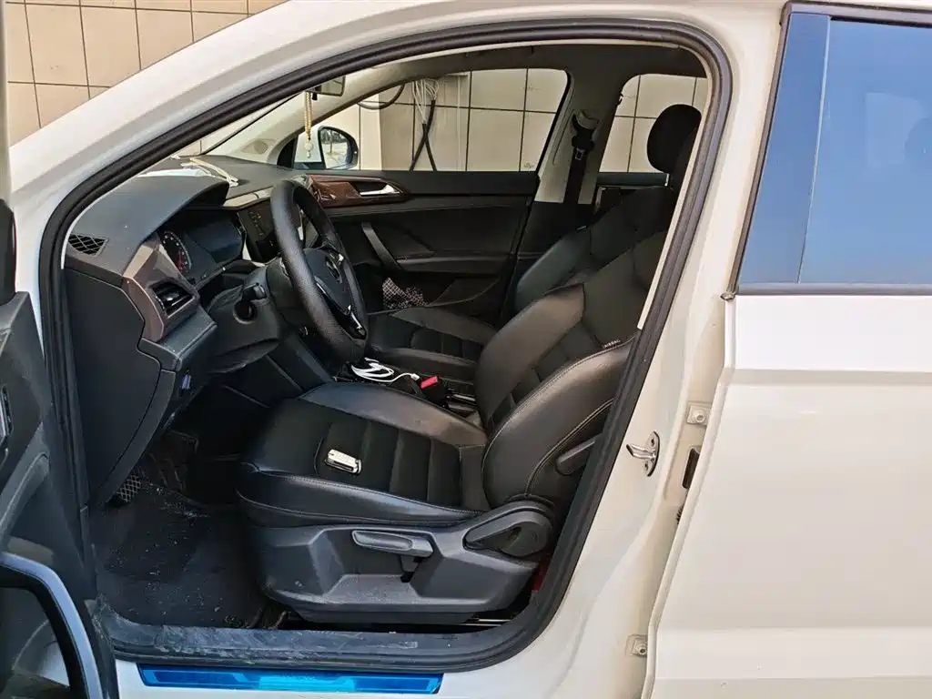 Volkswagen Tharu 2021 Model 280TSI 2WD Comfort Edition фото 8