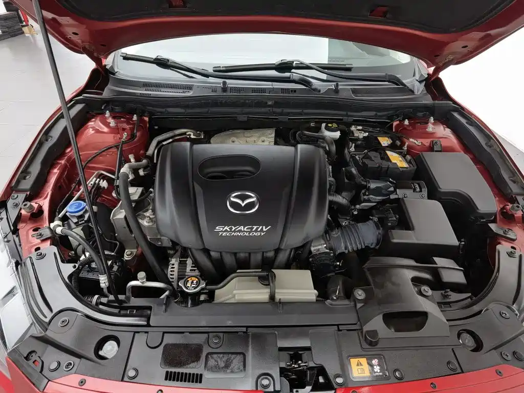 Photo 6 - Mazda Mazda 3