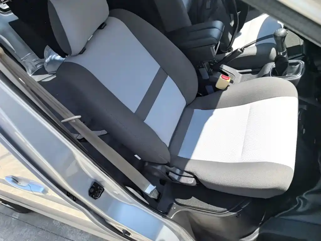 Changan Kaicheng Changan Ruixing M60 2023 2020 Model 1.5L Standard China VI 6 Seats DAM15KR