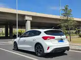 Фото 9 - Ford Focus