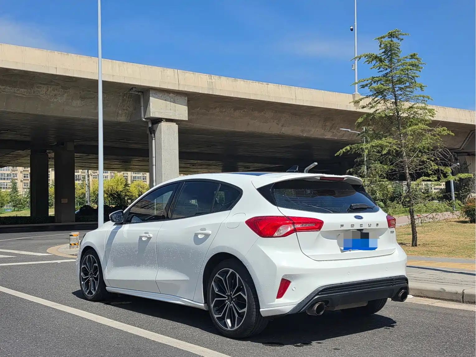 Фото 9 - Ford Focus