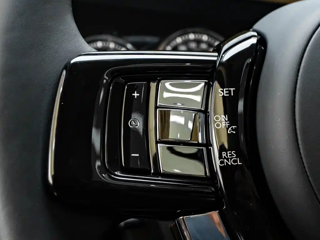 Rolls-Royce Cullinan 2020 2018 5-Seater Version