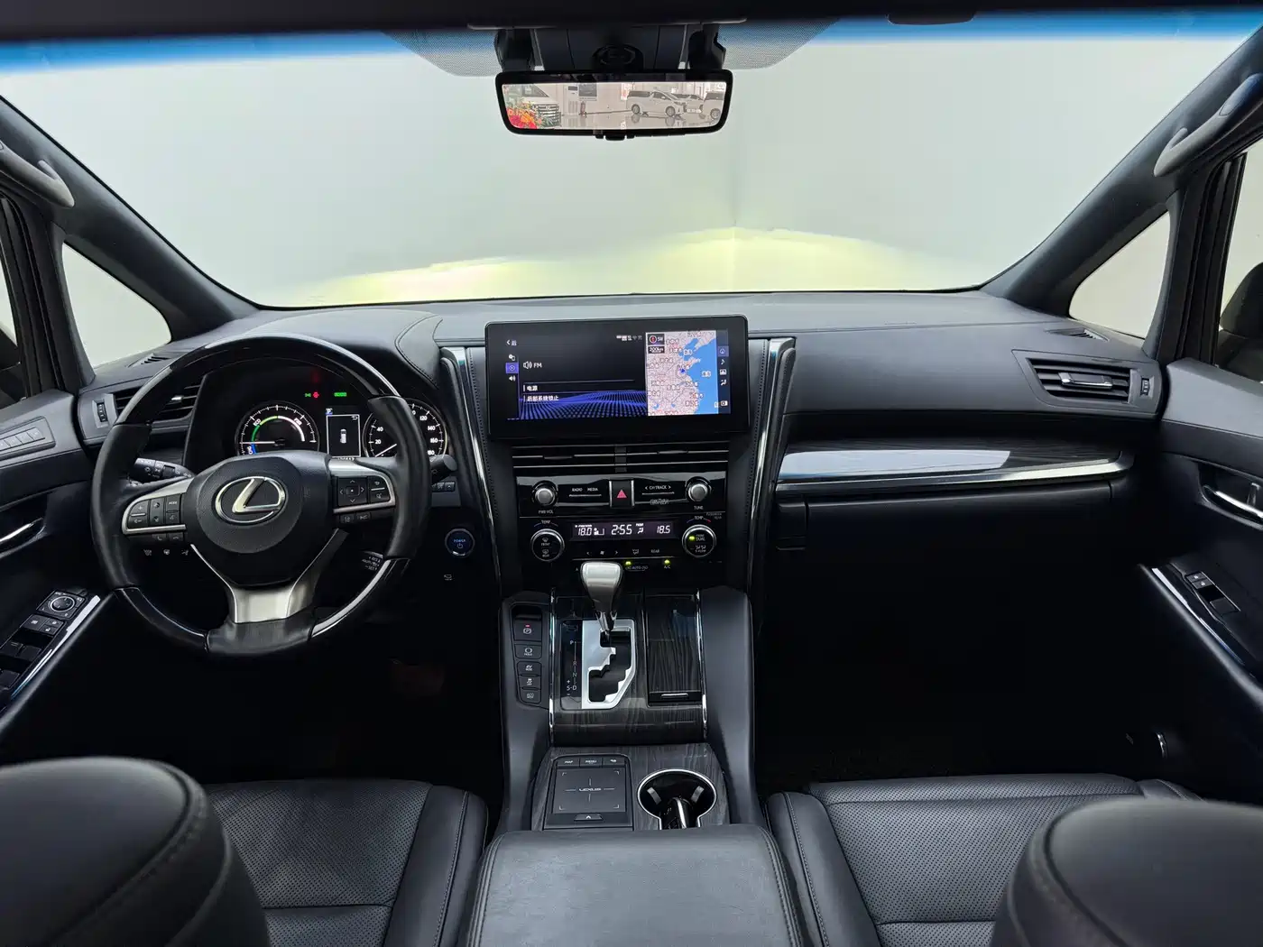 Lexus LM 2020 2020 300h Seven-Seater Elegance Edition