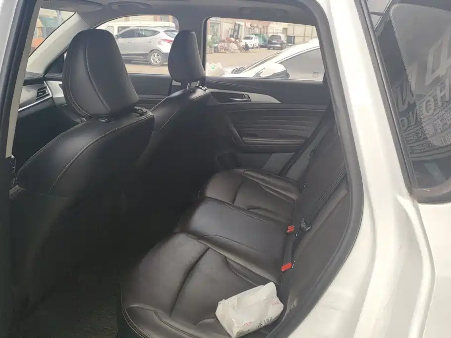 Changan CS35 PLUS 2018 2018 1.6L Manual Smooth Connect China V