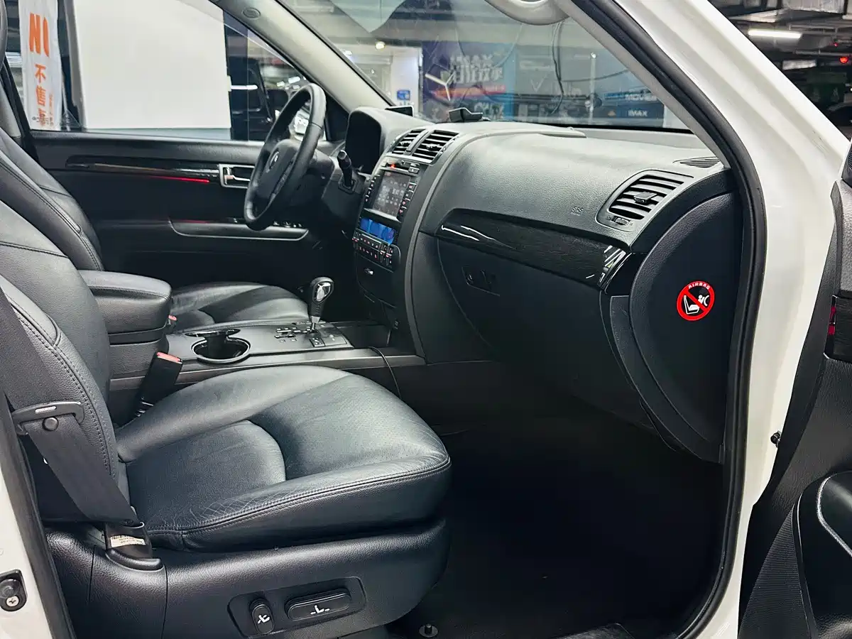 Kia Borego 2015 2015 3.8L Luxury Edition China V