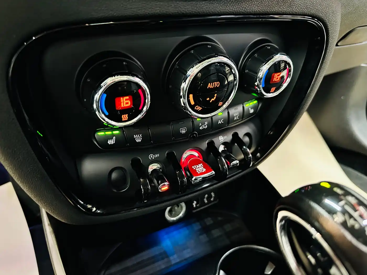 Photo 43 - MINI CLUBMAN