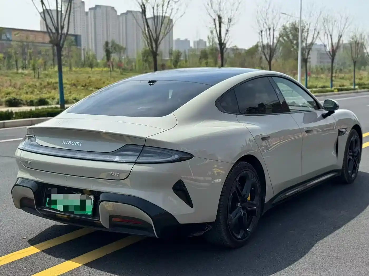 XIAOMI CAR XIAOMI SU7