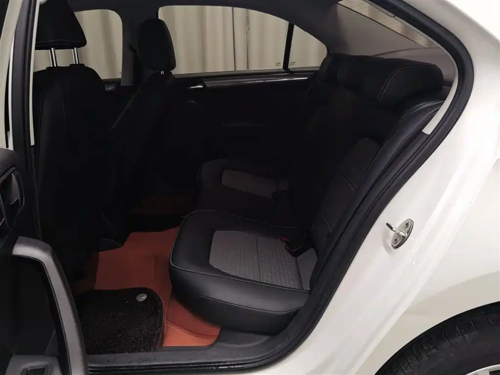 Volkswagen Santana 2019 1.5L Auto Comfort Edition China VI фото 8