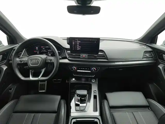 Audi Q5L 2025 40 TFSI Luxury Dynamic — фото 5