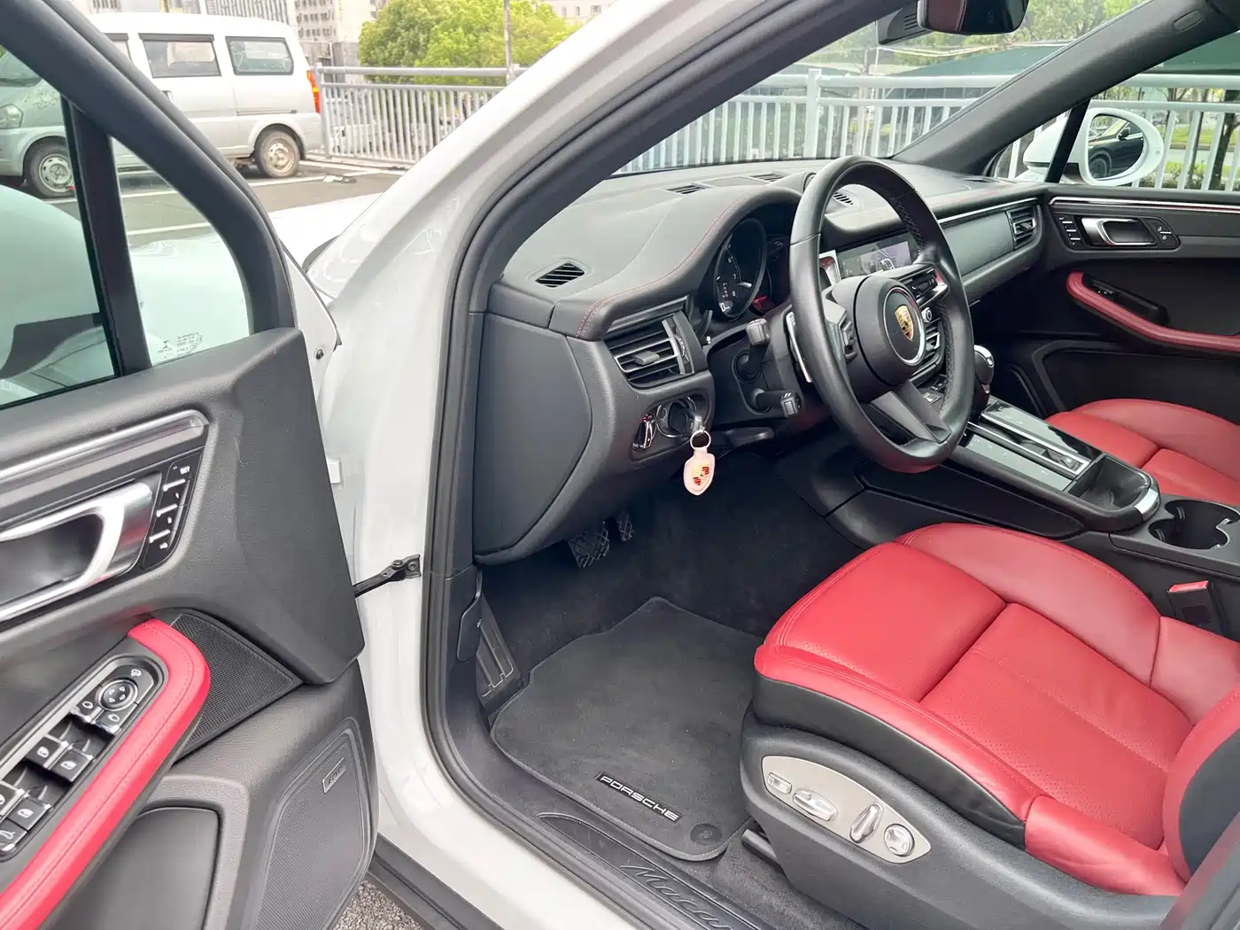Porsche Macan 2022 Macan 2.0T фото 4