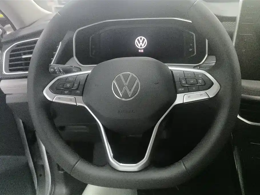 Volkswagen Tayron 2024 300TSI 2WD Luxury Plus Advanced фото 15