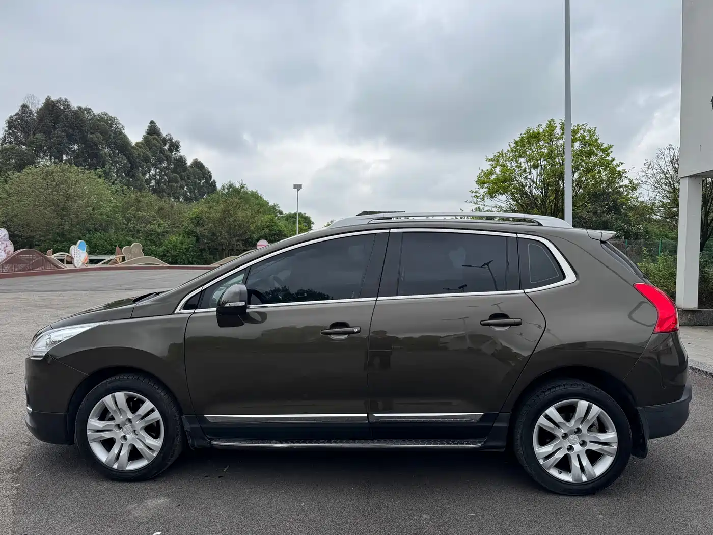 Peugeot 3008 2013 2.0L Automatic Trend Edition фото 4