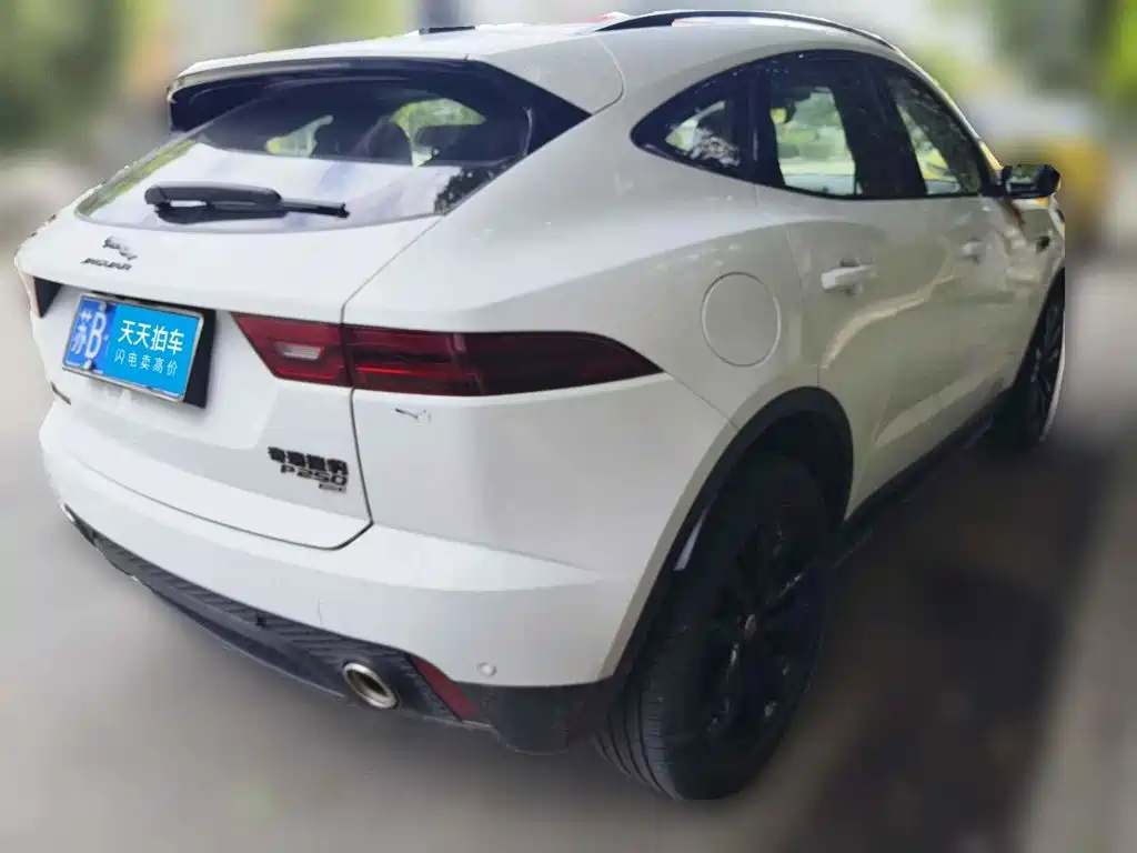 Jaguar E-PACE 2023 2024 Gloss Black Sport Edition R-DYNAMIC SE BLACK