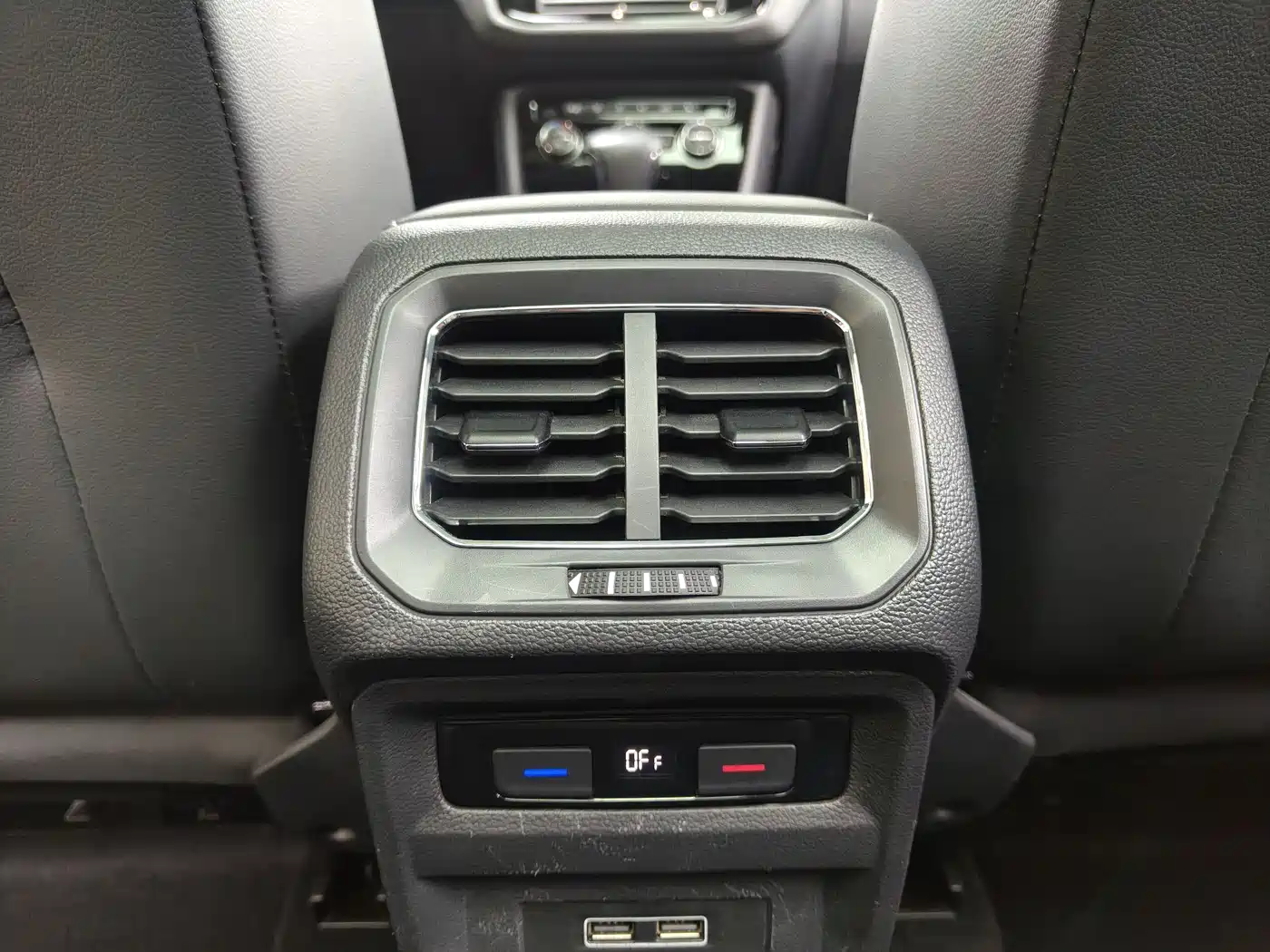Volkswagen Tiguan L 2017 380TSI Automatic 4WD Luxury Edition фото 17