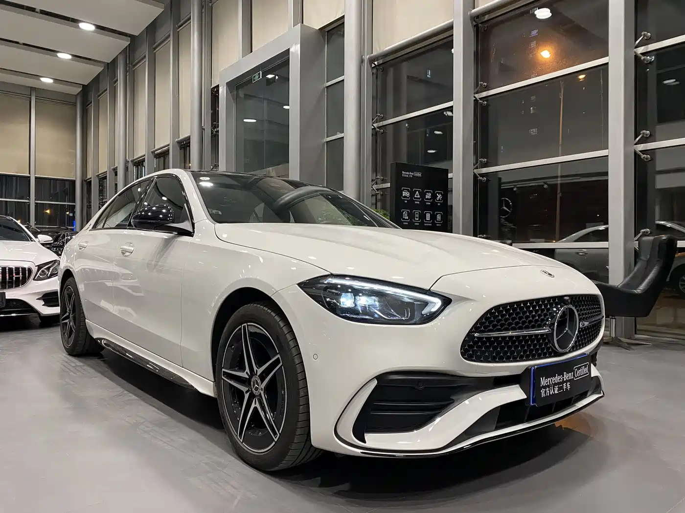 Mercedes-Benz C-Class 2024 Facelift C 260 L Moonlight Sport фото 3