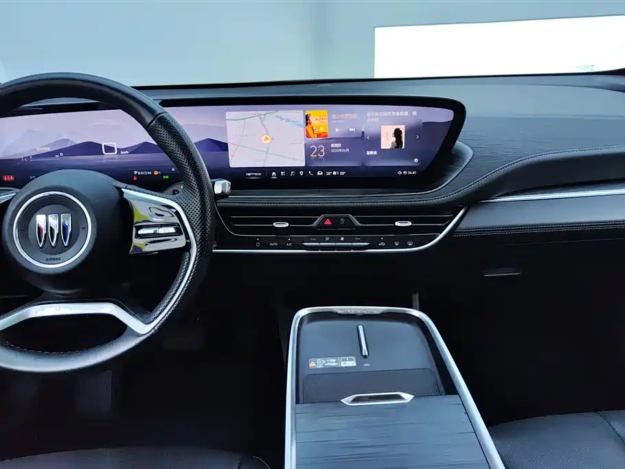 BUICK LACROSSE