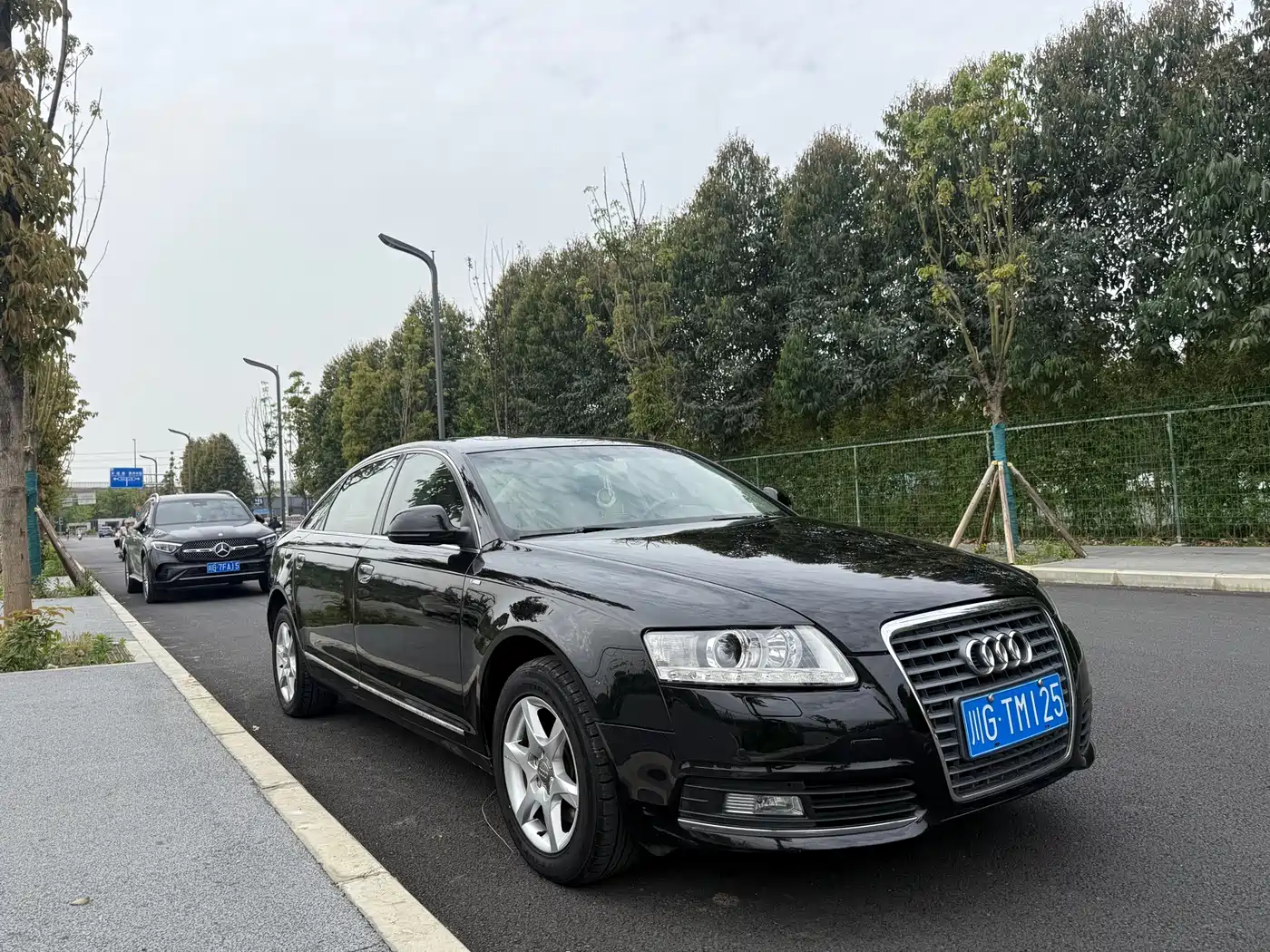 Audi A6L 2011 2.0 TFSI Automatic Comfort фото 2