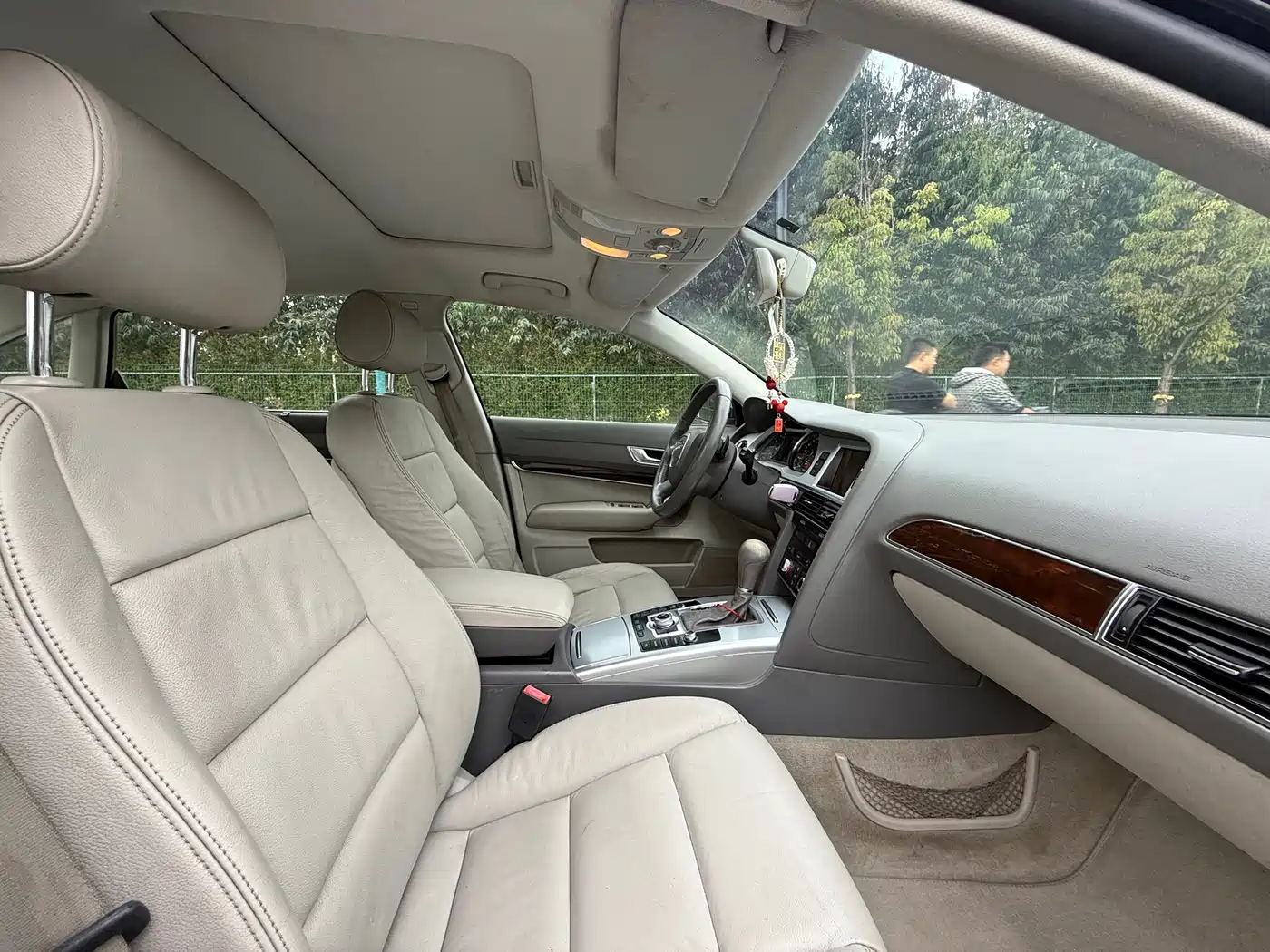 Audi A6L 2011 2.0 TFSI Automatic Comfort фото 21