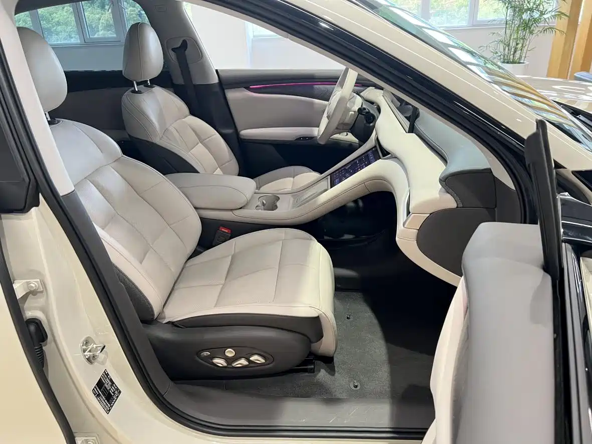 ZHIJI AUTOMOBILE ZHIJI LS6