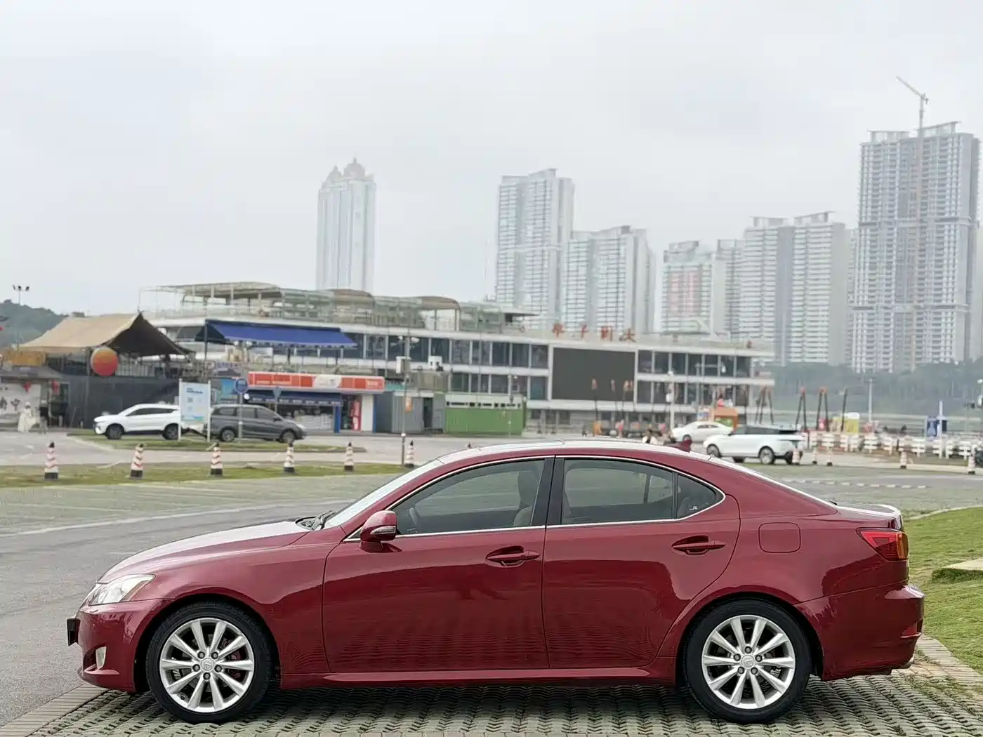 Lexus IS 2009 300 Dynamic Edition фото 7
