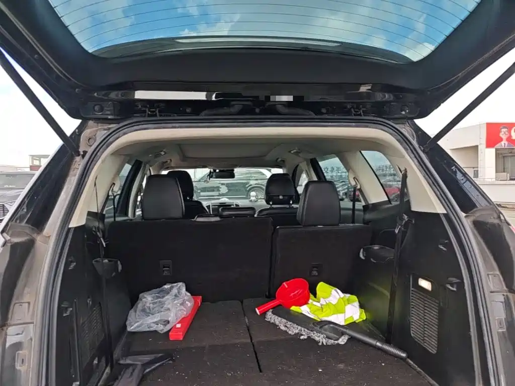 Фото 19 - Ford Edge