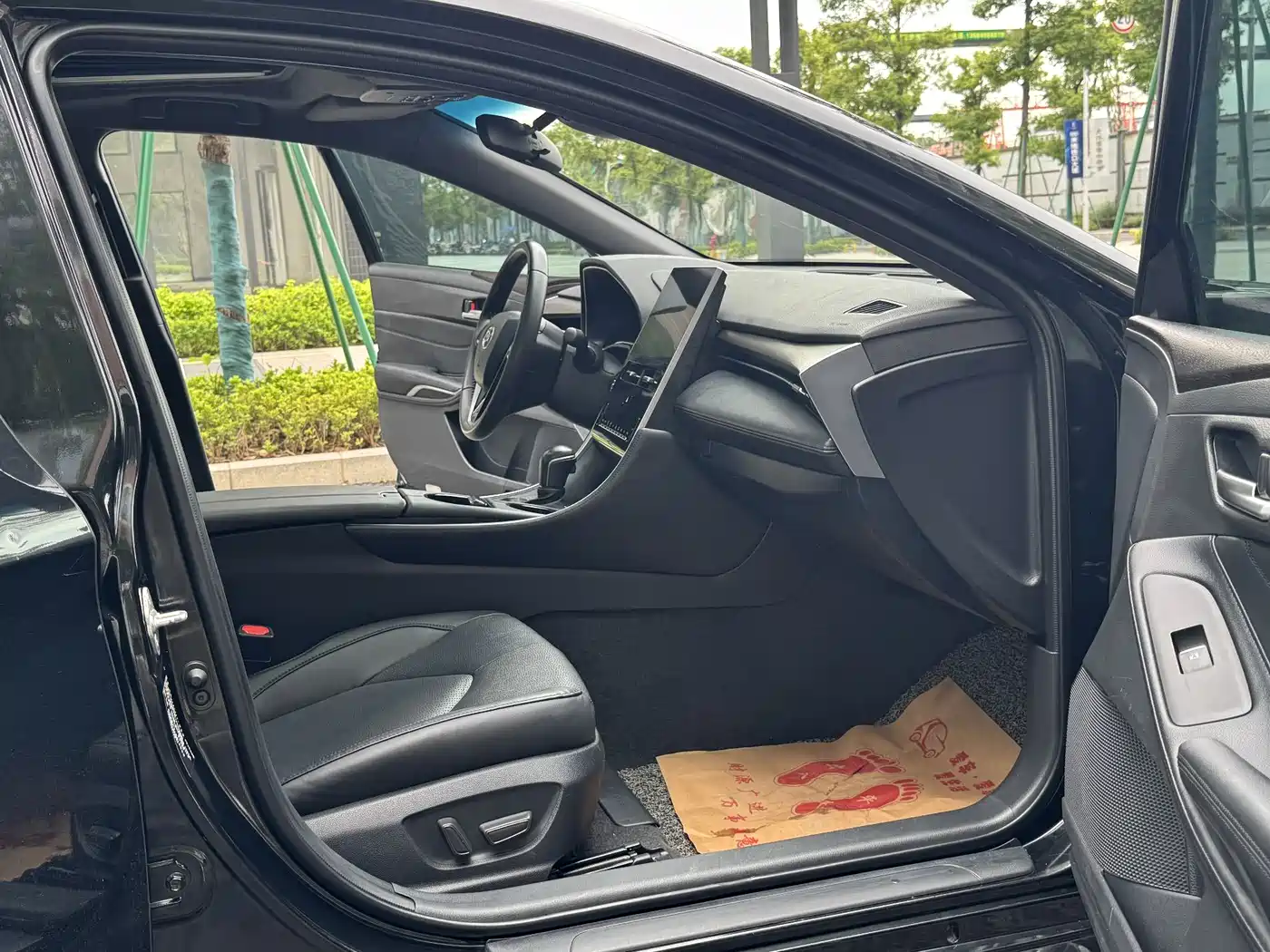 Toyota Avalon 2022 2.0L Luxury Edition фото 10