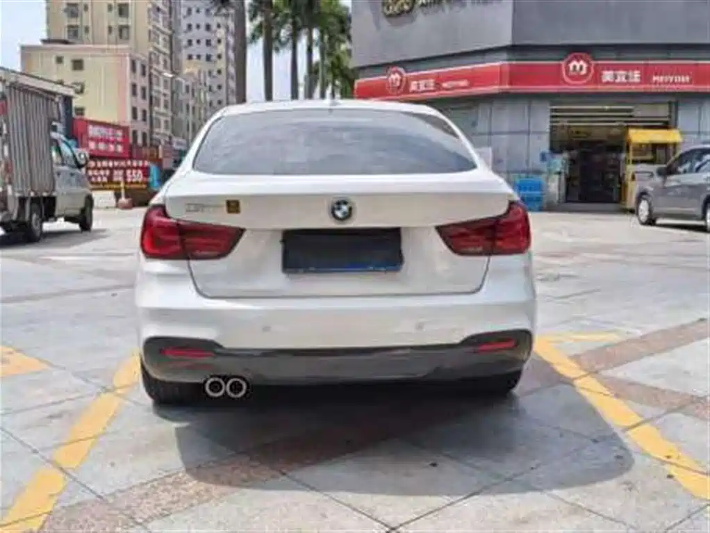 BMW 3 Series GT 2021 2020 320i M Sport Package