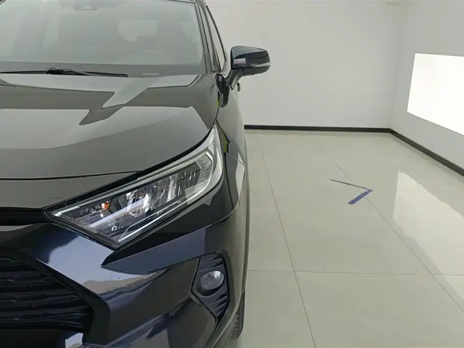 Toyota RAV4 Rongfang 2021 2.0L CVT 4WD Trend PLUS фото 5