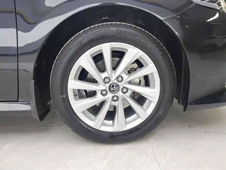 Toyota Camry 2021 2.0G Luxury Edition фото 6