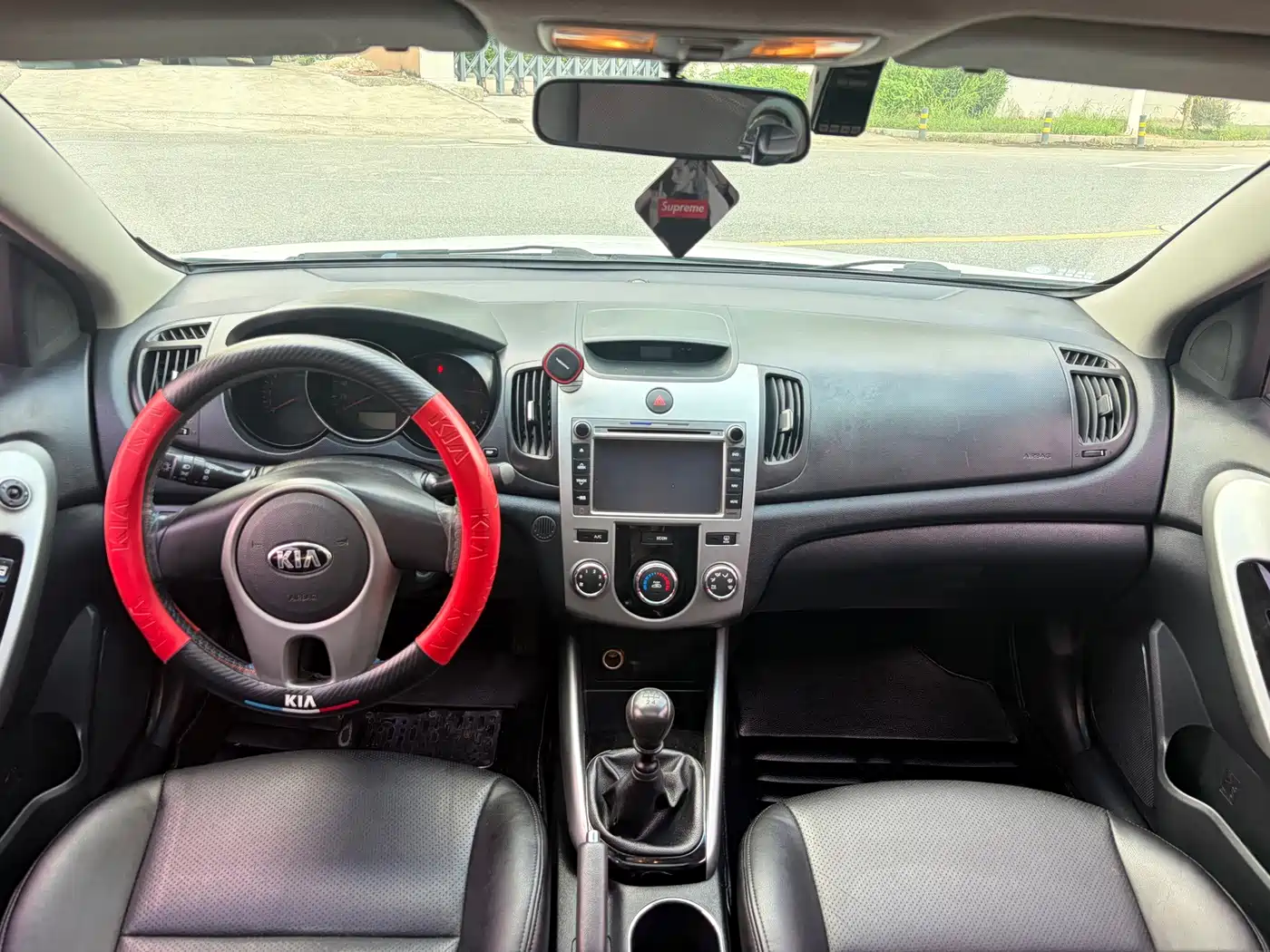 Kia Forte 2015 2014 1.6L MT GLS