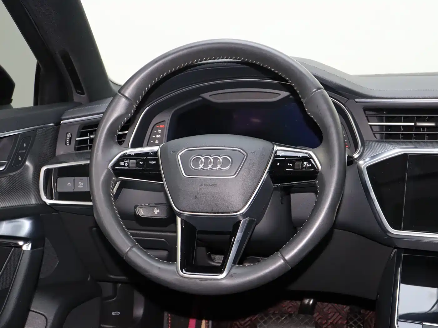 Audi A6L 2020 40 TFSI Luxury Dynamic фото 19