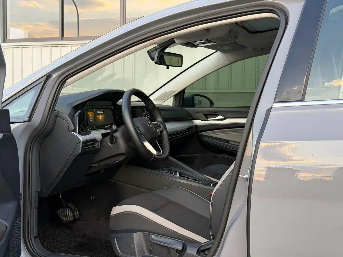 Фото 4 - Volkswagen Golf