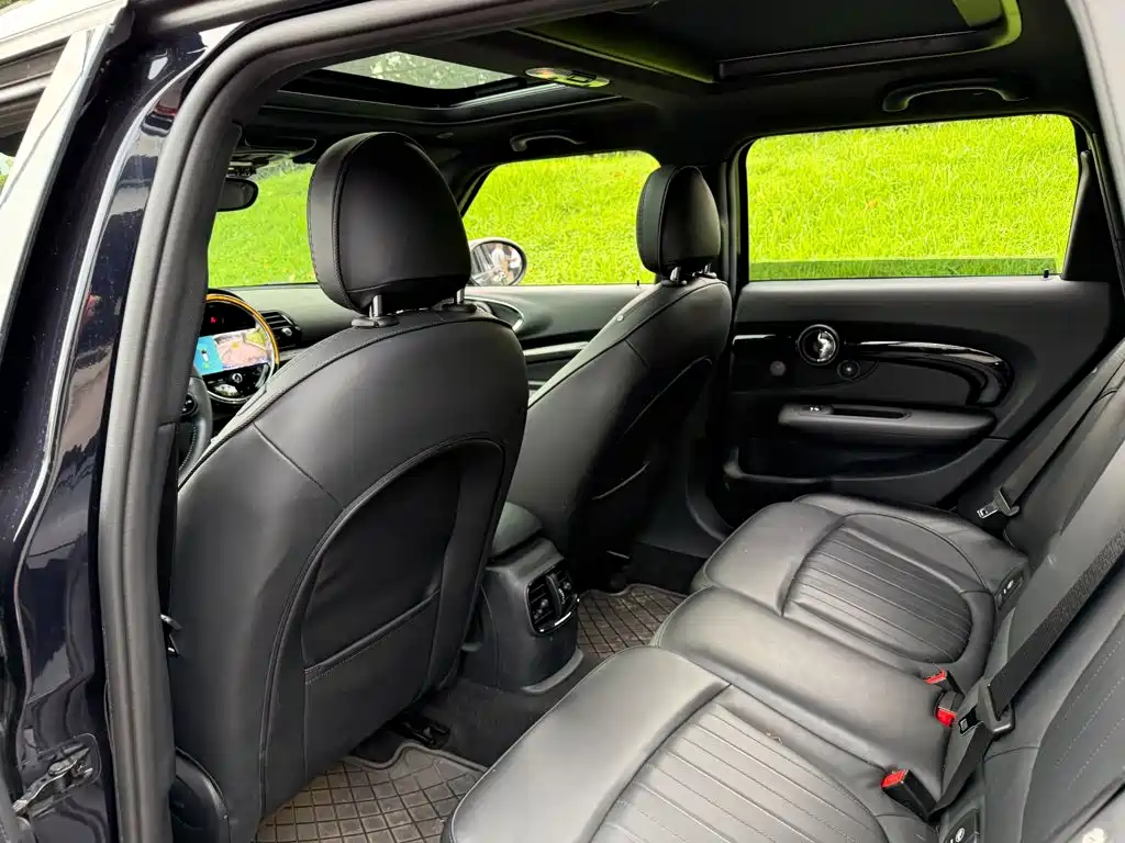 MINI CLUBMAN 2023 2023 Facelift 1.5T COOPER Connoisseur